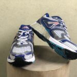 New Balance Women's Authentic W860SB3 Running