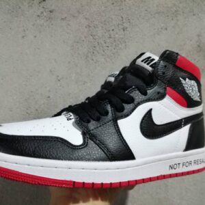 aj1 Black and yellow reselling is prohibited 36--476