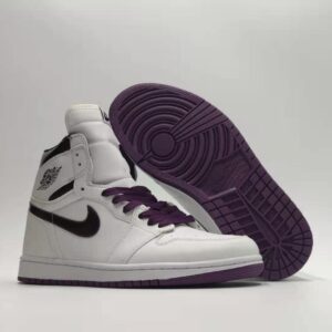 Air Jordan 1 Retro High OG Uk 7.5 White/purple
