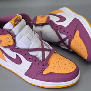 Air Jordan 1 Retro High OG GS Size 12 Brotherhood Gold Bordeaux