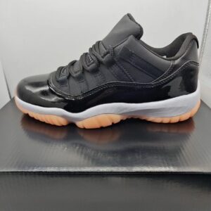 Air Jordan Retro XI 11 Low Coral Peach Patent Black White GS GG SZ 9 Shoes
