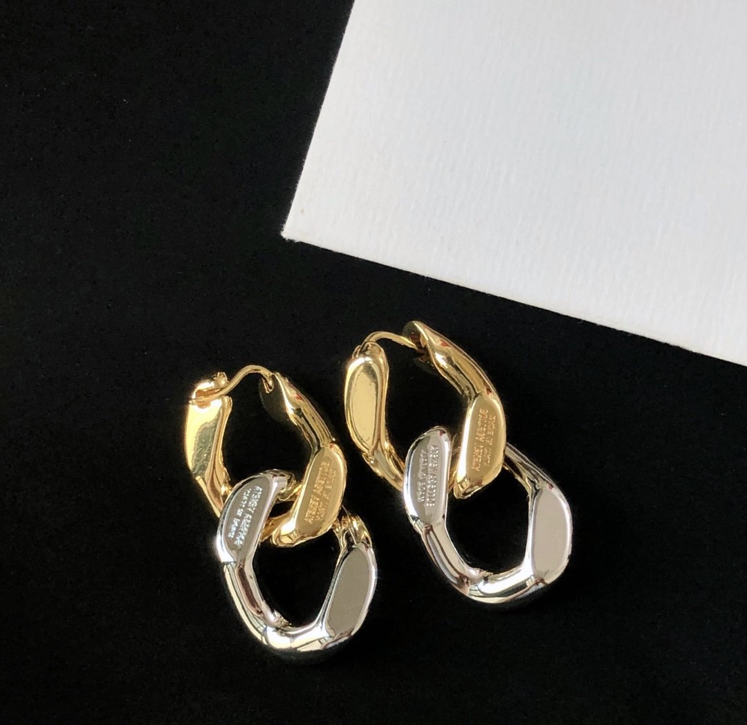 Brooch Brooch Shipping. The original material counter is equipped with a new model and select several favorite jewelry to embellish you. [Color] Super versatile and recommended another one-shock model. Make a full return rate! Must-earned hit 9 - Image 4