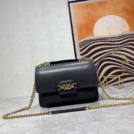 Crossbody bag with imported top-grade original leather High-end dubbed version Delivery gift bag invoice Size 23x16x8 DD551031505