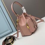 Handbags are made of imported original cowhide High-end quality Delivery gift bag invoice Size 21x24x14  pink