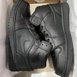 Jordan 1st generation Zhongbang series Product number: DR0501-401 Qiao 1 Zhongbang Bailan Yin and Yang Number of codes: 36-4611