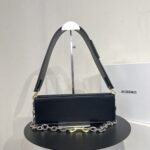 Link bag, imported original cowhide, high-end quality, gift bag invoice, size 23x15x9 DD550225016 black