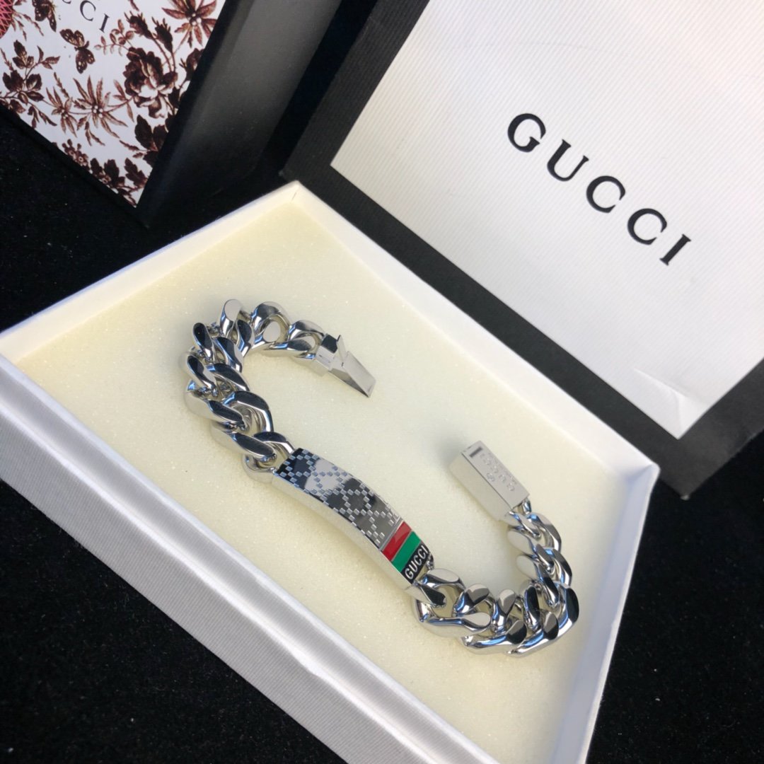 LV Bracelet Color Bracelet Bracelet Colors Beads Bracelet inlays colorful enamel into metal beads, presenting brand classic elements such as LV letters and Monogram flowers in turn. Dexterity knots allow easy adjustment of size, with LV Colors 9 - Image 2