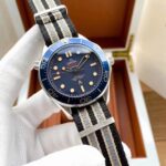 Omega Seamaster Diver 300m Green Blue On