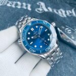 Omega Seamaster Diver 300 M Co-Axial Master Chronometer Blue 210.30.42.20.01.001