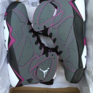 Air Jordan Retro 7 Valentines Day 30th GG 6,5y (GS) 705417-016 EUC AVEC boite