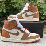 R version! Jordan 1st generation WMNS AIR JORDAN 1 MID 'BLACK TOE' White, black and red Zhongbang Item No. BQ6472-160 True label R. 20 Number 36-46 Shipping 2-217