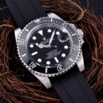 Rolex Submariner 116610LN Date Ceramic Bezel RUBBER B Steel Watch MINT CONDTION