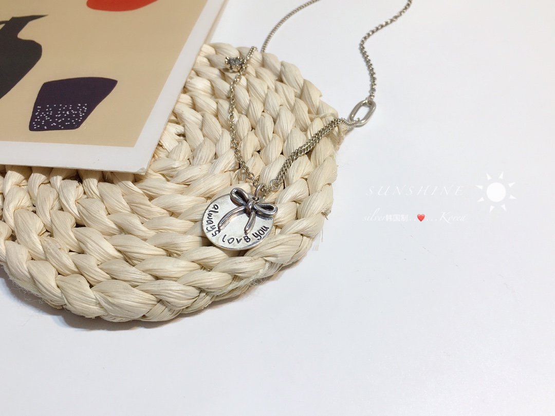 Romantic projection series fun and cute. Apple projection set chain burst out [color] Give you the best blessing of my love 925 sterling silver Platinum rose gold two colors available. Hot products are coming 6