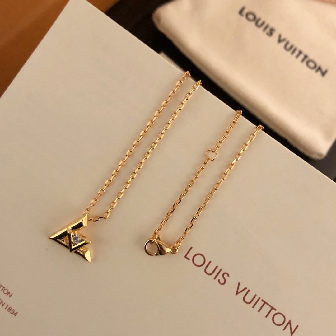 Seiko version] Louis Vuitton couples bracelet LV colors beads bracelet inlaid colorful enamel into metal beads to present classic brand elements such as lv letters and monogram flowers. The clever knot can easily adjust the size 8 - Image 5