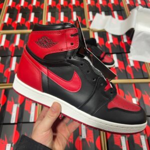 True label R! Jordan 1 Generation Air Jordan 1 Low Black Royal Blue Low Product No. LB1981-004 True Mark R, 18 Number 36-46 Shipping 1-912