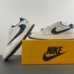 True mark R. Jordan 1st generation Travis Scott x Air Jordan 1 Low OG, white, gray and black LV joint name inverted hook low thigh item number LX1988-100 True label R. 22 Number 35-47.5 Shipping 2-417
