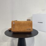 Underarm bag, imported original cowhide, high-end quality, gift bag invoice, size 23x12x4 Yellow