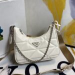 Underarm bag with imported top-grade original leather High-end dubbed version Delivery gift bag invoice Size 23x22x5 DD551033505
