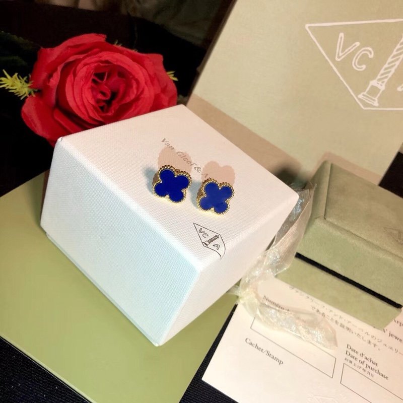 VAN Cleef u0026Arpels Van Cleef Yapper counter highest quality synchronization #VCA Four-leaf clover earrings electroplated thick gold super color protection exquisite workmanship hits hot products real shot original 1:1 created hot products ..9 - Image 8