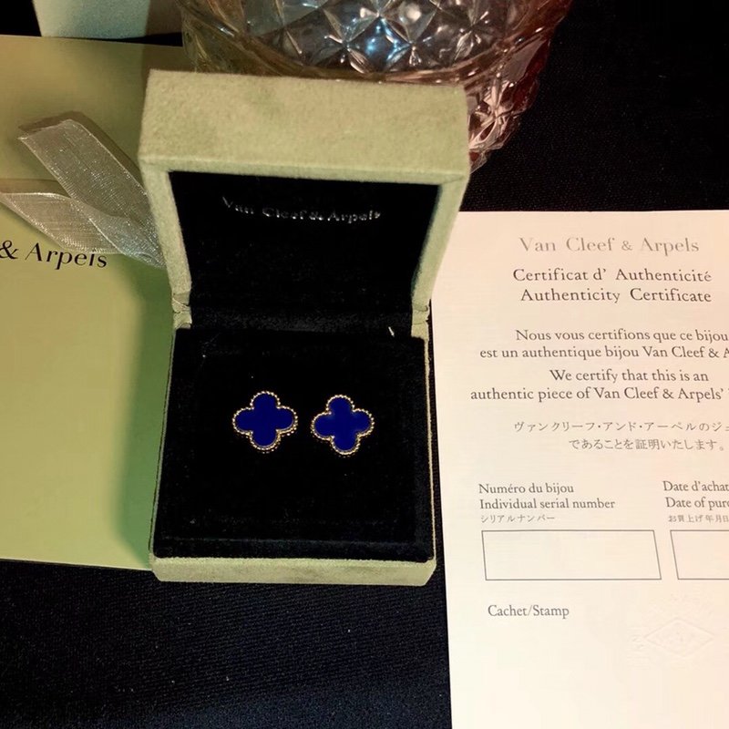 VAN Cleef u0026Arpels Van Cleef Yapper counter highest quality synchronization #VCA Four-leaf clover earrings electroplated thick gold super color protection exquisite workmanship hits hot products real shot original 1:1 created hot products ..9 - Image 3