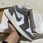 Version 21! Jordan 1st generation Air Jordan 1 High OGWashed Black Washed gray Item number DZ5485-051, top layer 21, 28 Number 40-47.5 Shipping 18