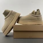 "Mustard Seed" UGG Tazz Women’s Slipper - UK 6 - Brand New